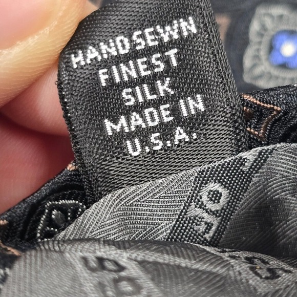 Robert Talbott Mens Tie Silk Hand Sewn Geometric Made in USA Classic Necktie - Picture 5 of 8